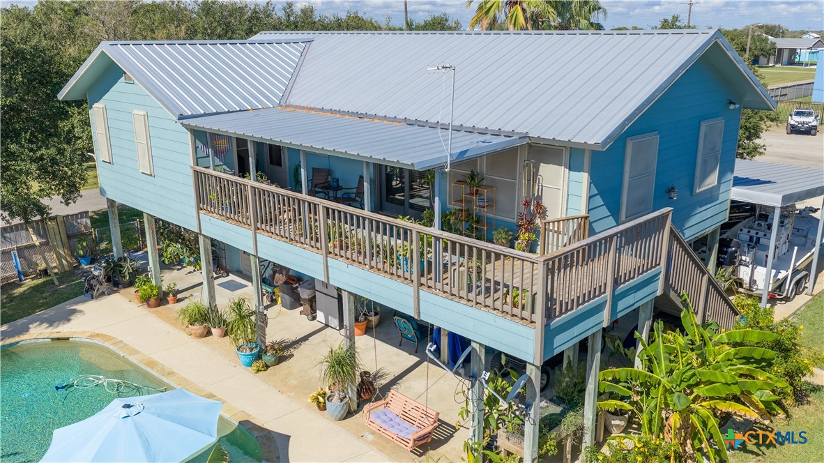 509 Monroe Avenue, Port O'Connor, TX 77982 — photo 1