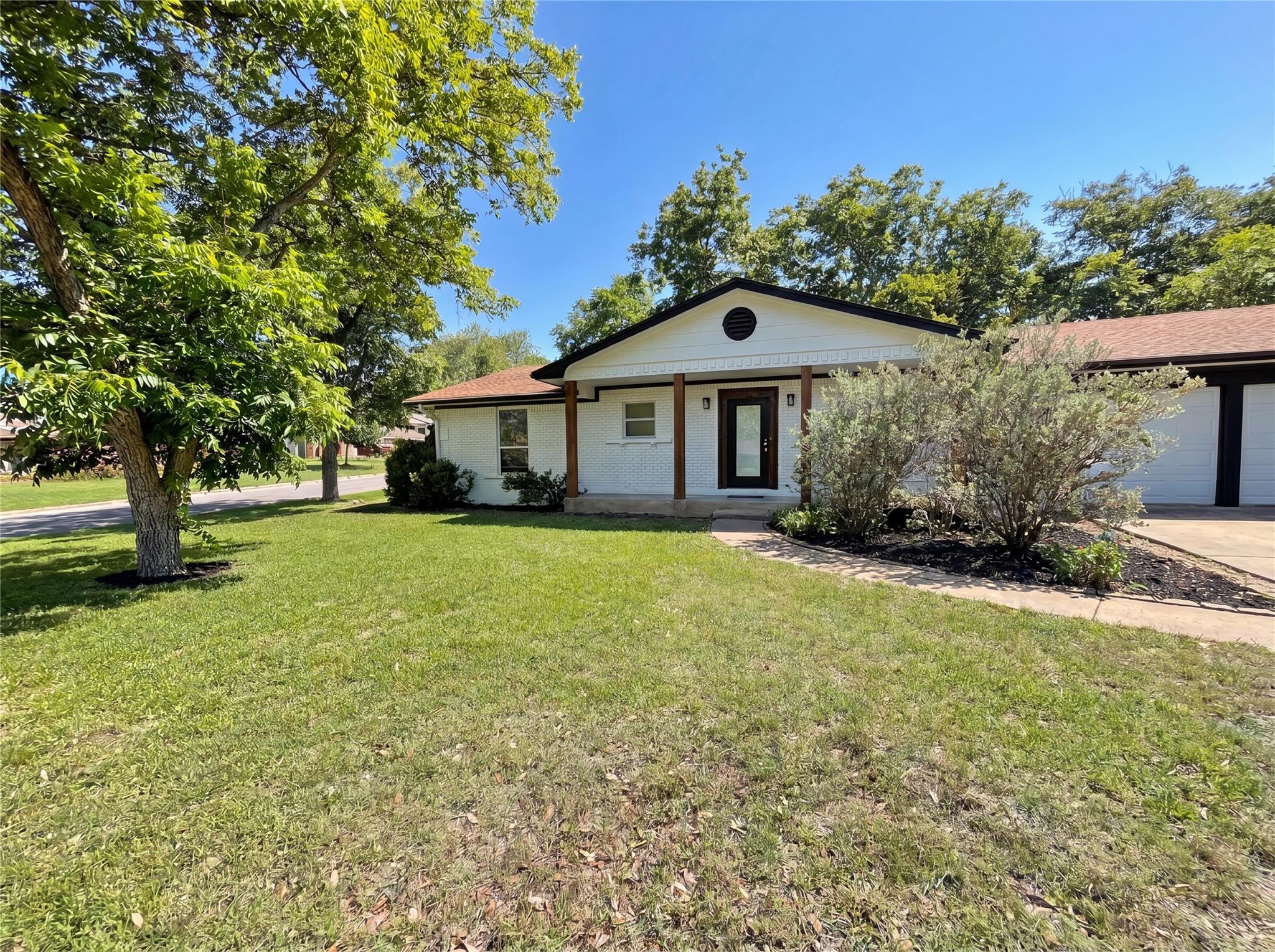 2609 Loyola, Austin, TX 78723 — photo 1