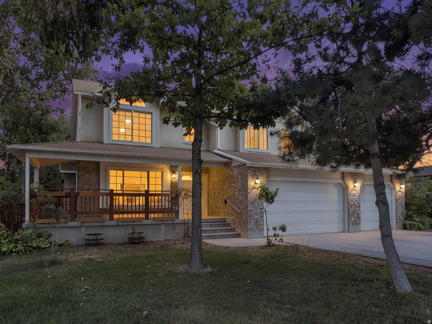 12093 S KINGS CROSSING WAY, Riverton, UT 84065 — photo 1