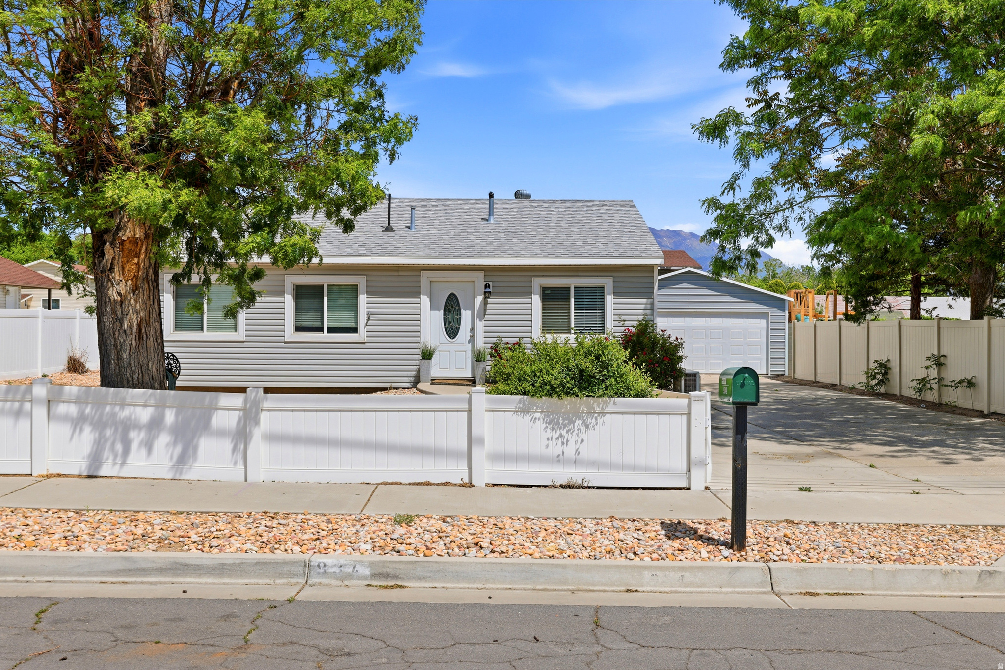 934 N 400 E, Lehi, UT 84043 — photo 1