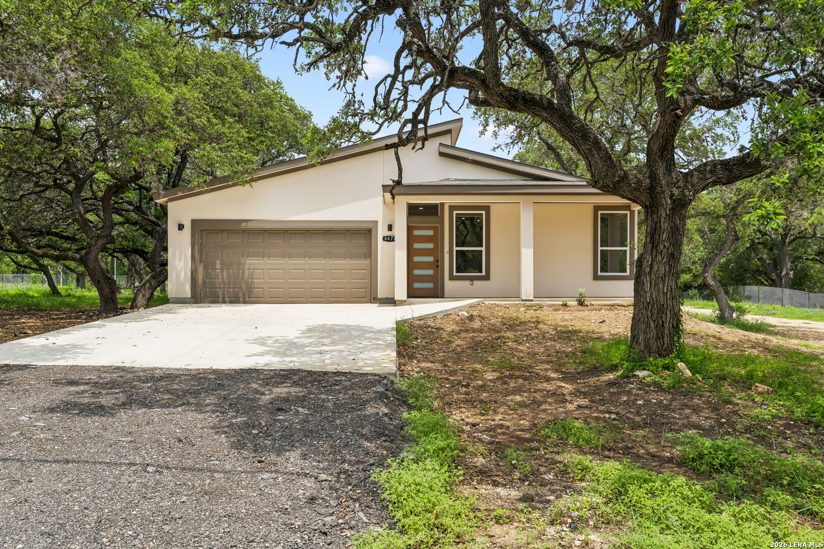6471 HOLLYHOCK RD, San Antonio, TX 78240 — photo 1