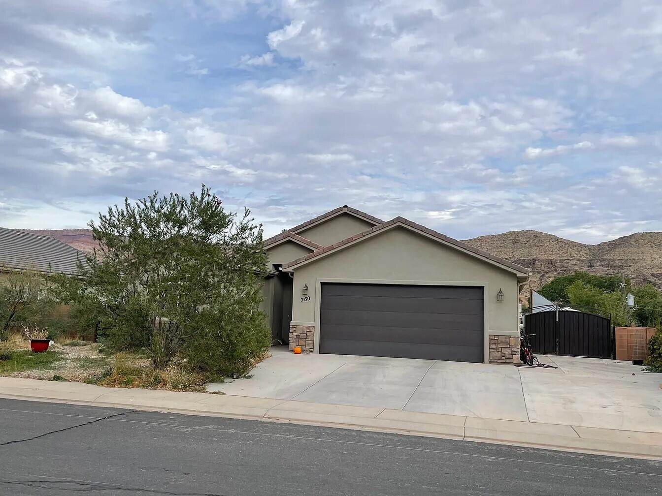 260 N 220 W, La Verkin, UT 84745 — photo 1