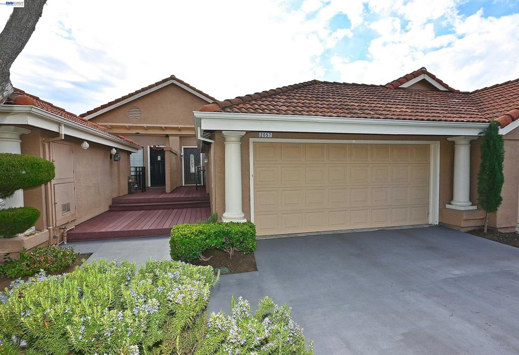 2057 Echo Pl, San Ramon, CA 94582 — photo 1