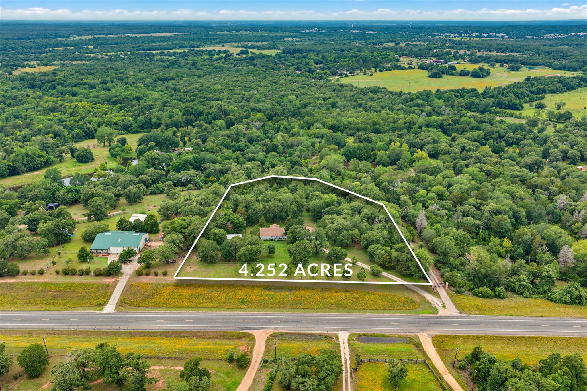 3062 Hwy 77, Rockdale, TX 76567 — photo 1