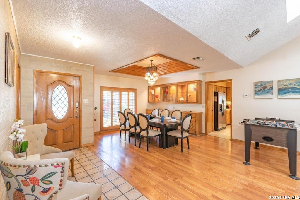 1423 Vista Del Monte, , 78216 — photo 1