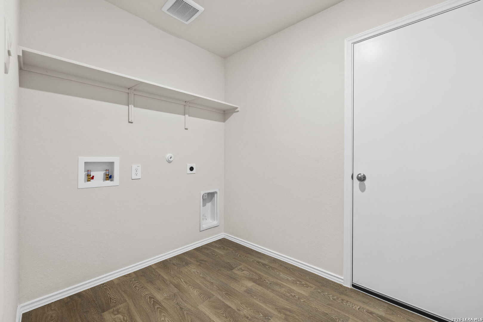 718 Jennifer Way, ,  78130 — photo 1