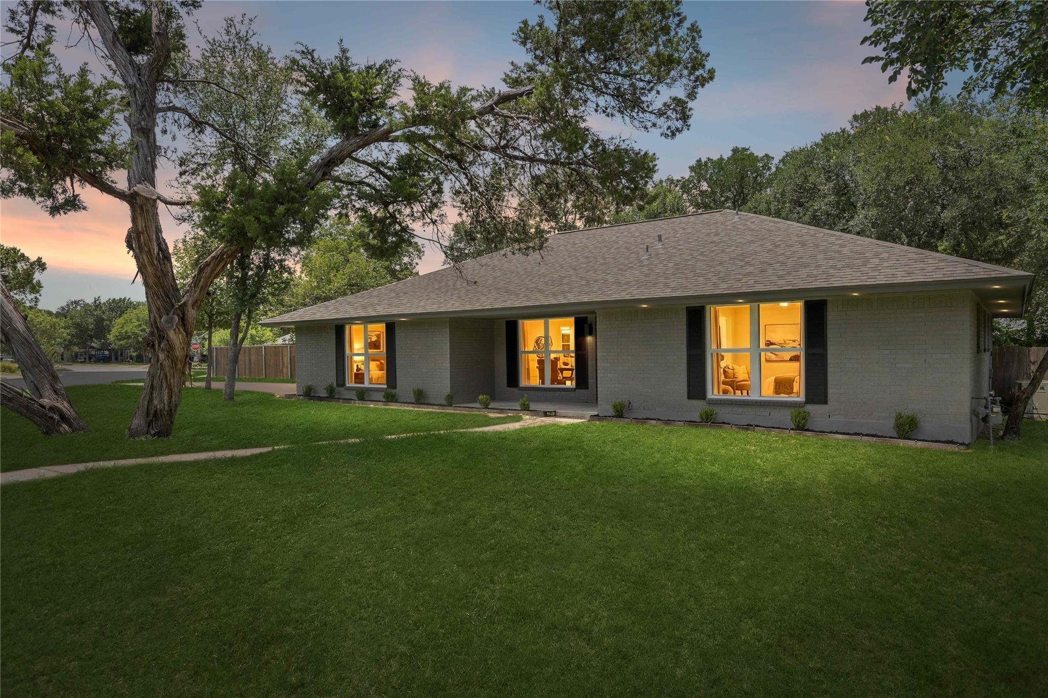 2306 Standish, Austin, TX 78745 — photo 1