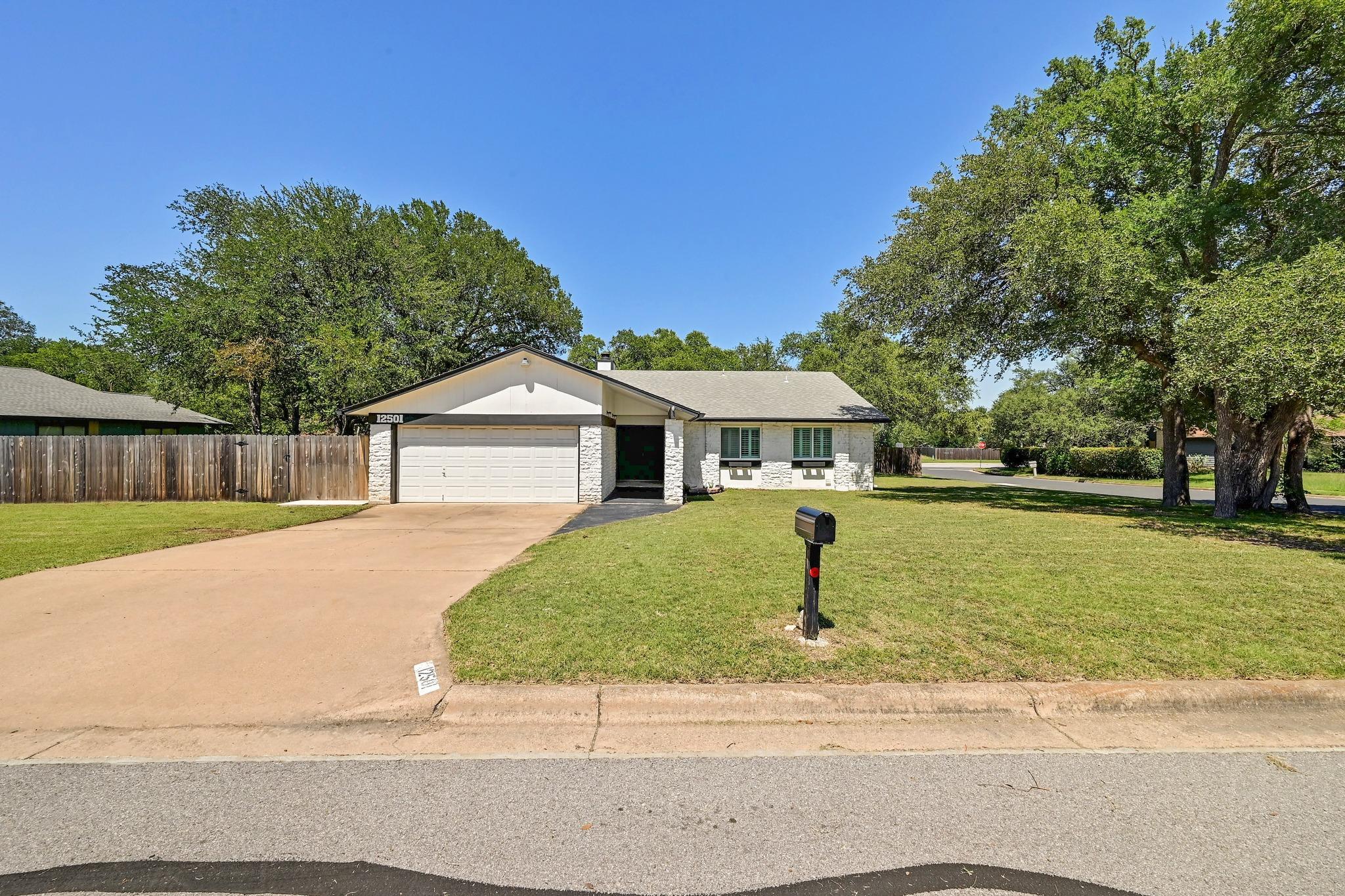12501 Preece, Austin, TX 78729 — photo 1
