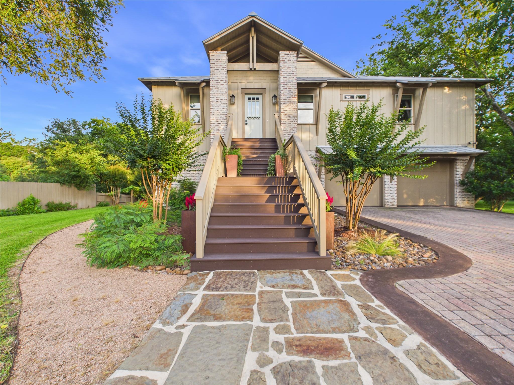 1238 Sleepy Hollow, New Braunfels, TX 78130 — photo 1