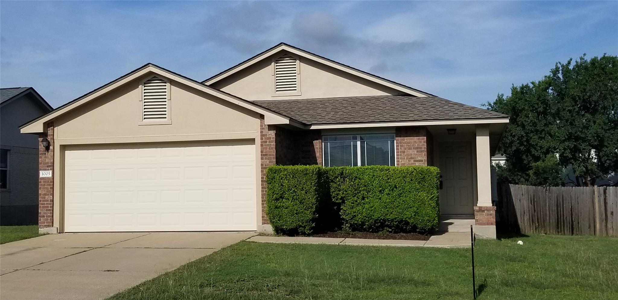 1005 Burgess, Leander, TX 78641 — photo 1