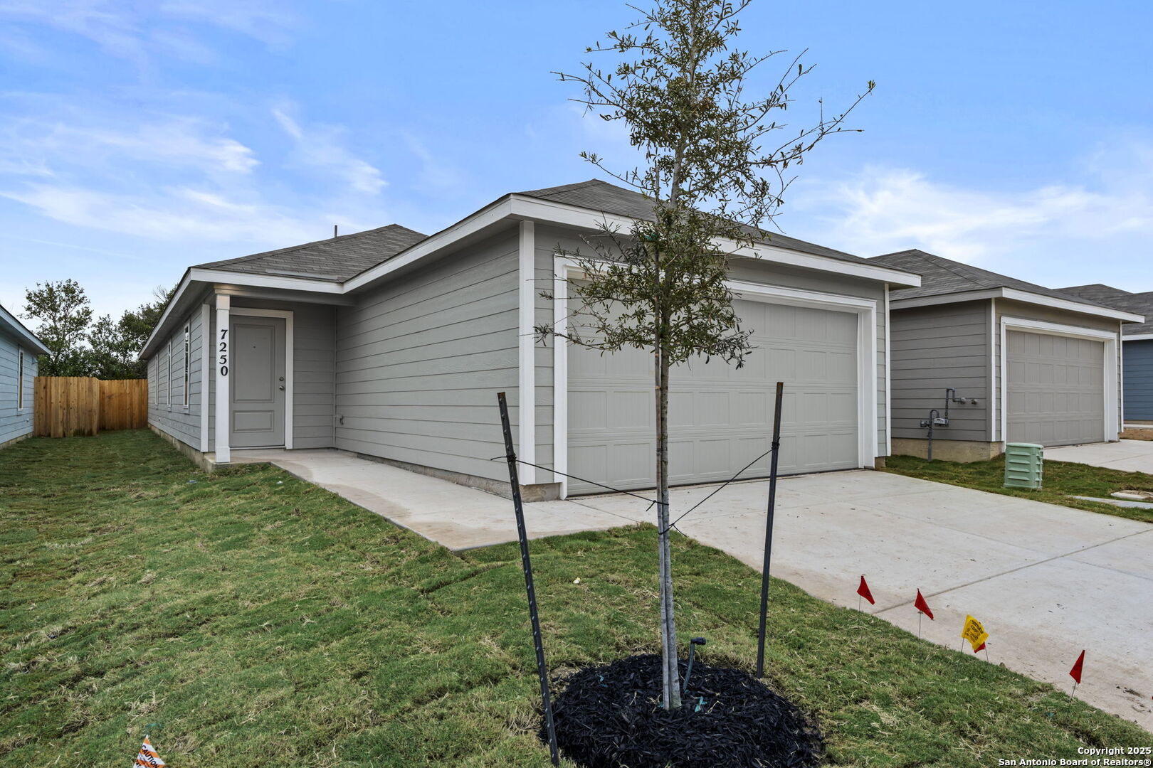7250 Brownleaf dr, San Antonio, TX 78227 — photo 1