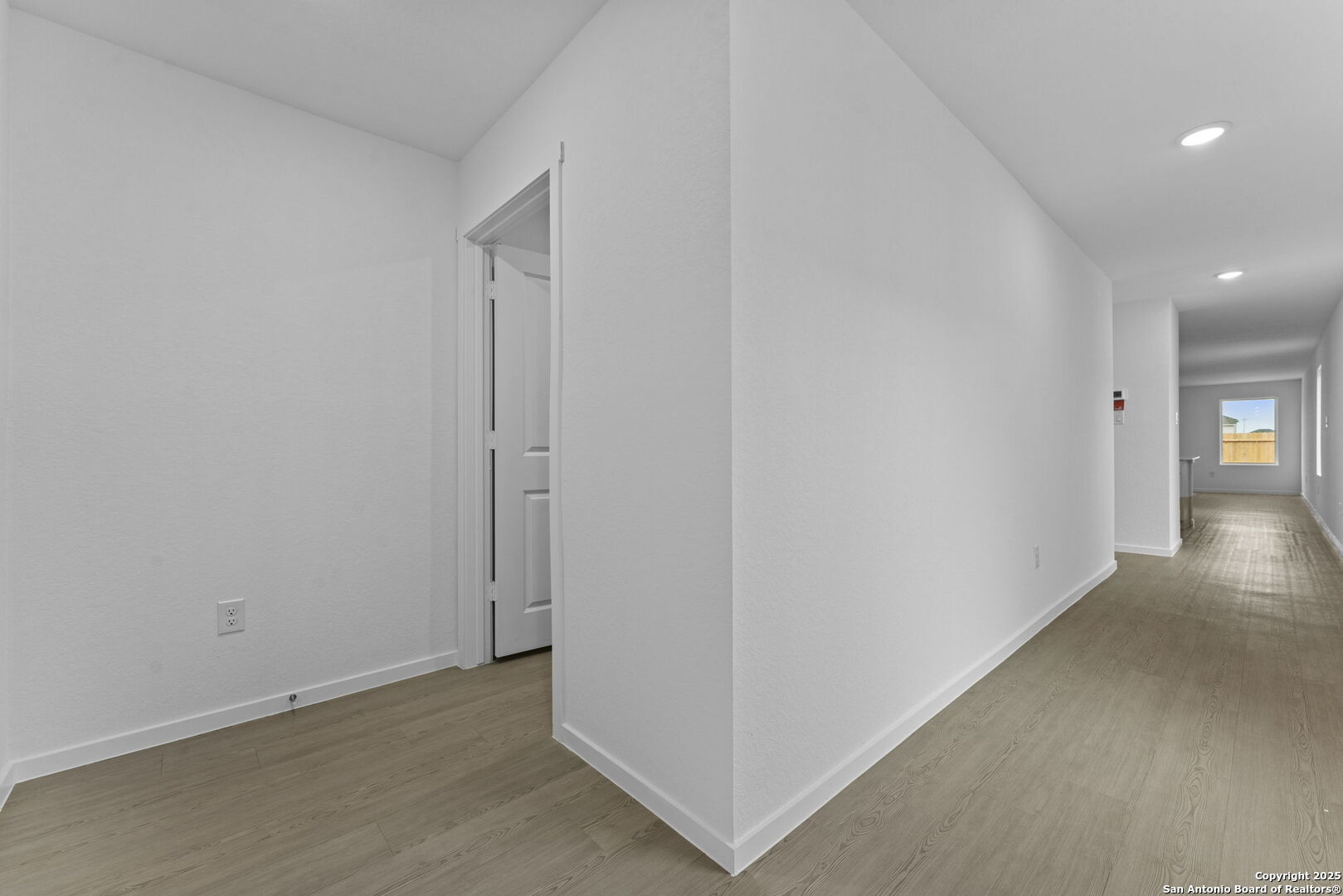 7107 Brownleaf Dr, , 78227 — photo 1