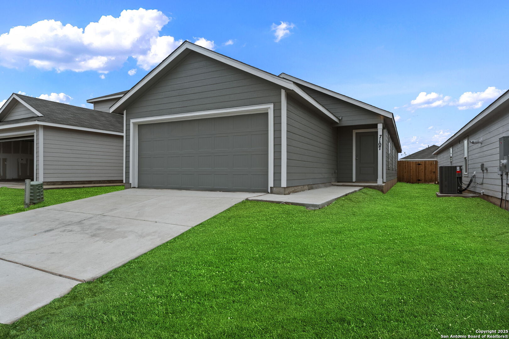 7107 Brownleaf Dr, San Antonio, TX 78227 — photo 1