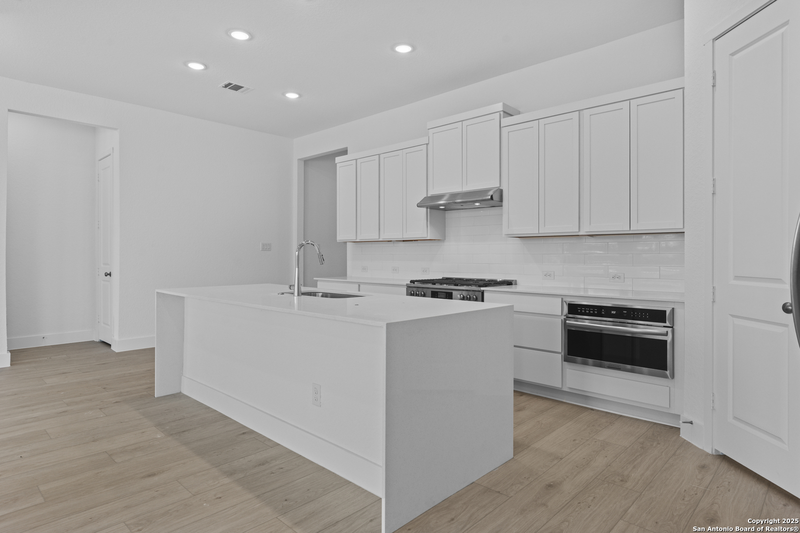 5520 Paschal Park, , 78132 — photo 1