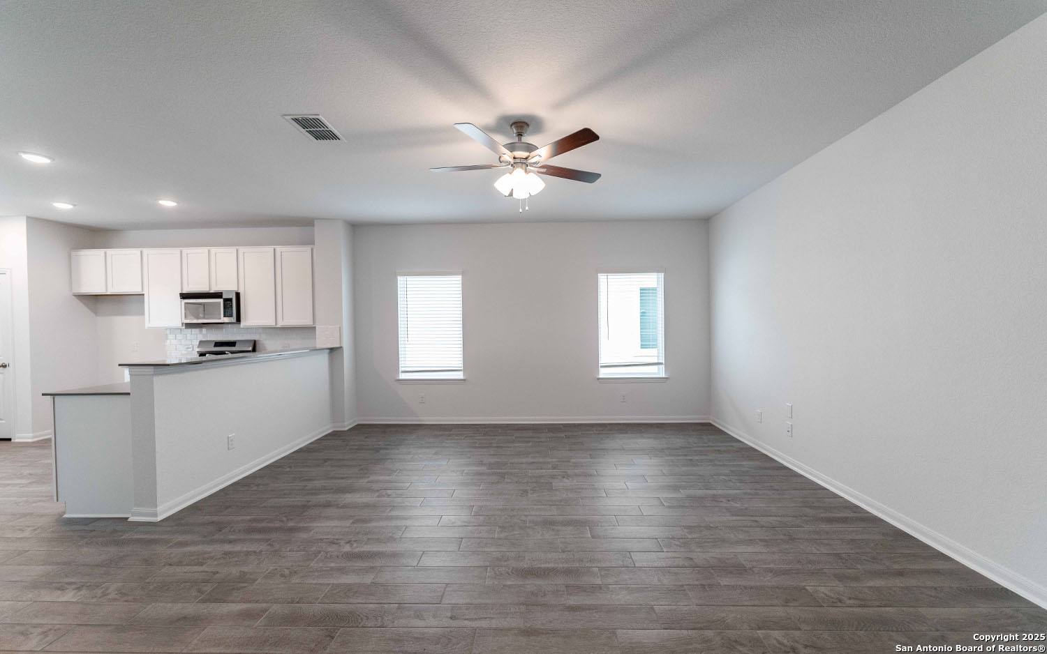 8811 Grey Elm, ,  78112 — photo 1
