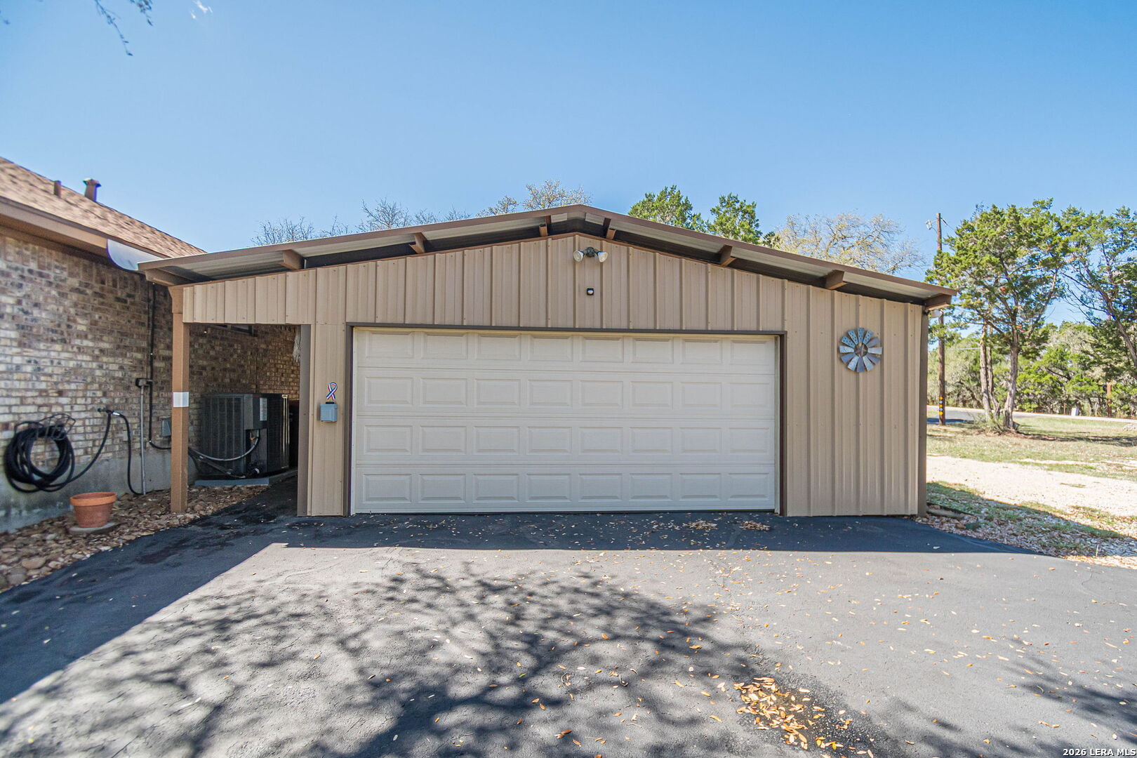 900 Charter Oak, , 78133 — photo 1