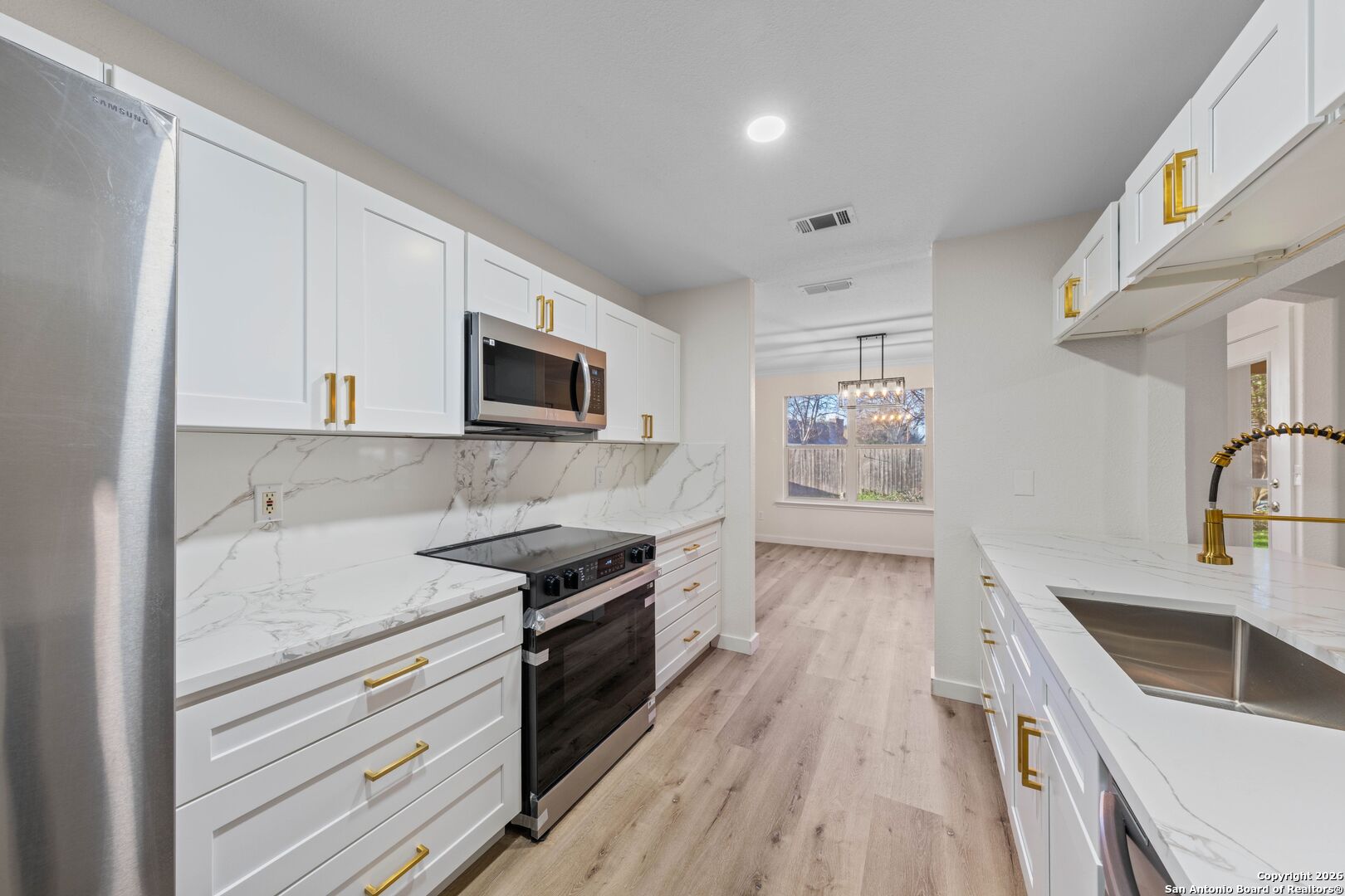 328 Raven, ,  78130 — photo 1