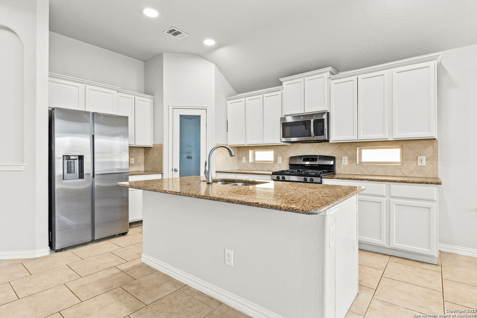 14118 Saratoga Pass, ,  78254 — photo 1