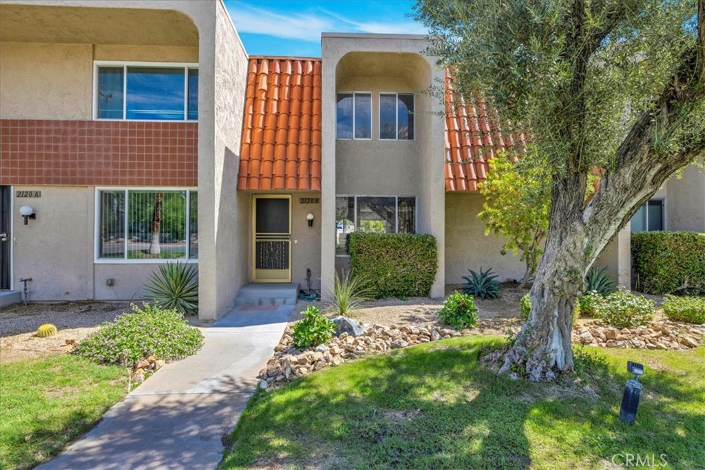 2120 N Indian Canyon B, Palm Springs, CA 92262 — photo 1