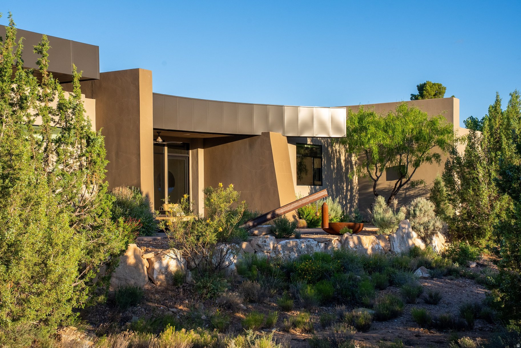 3104  APACHE CIR, Springdale, UT 84767 — photo 1