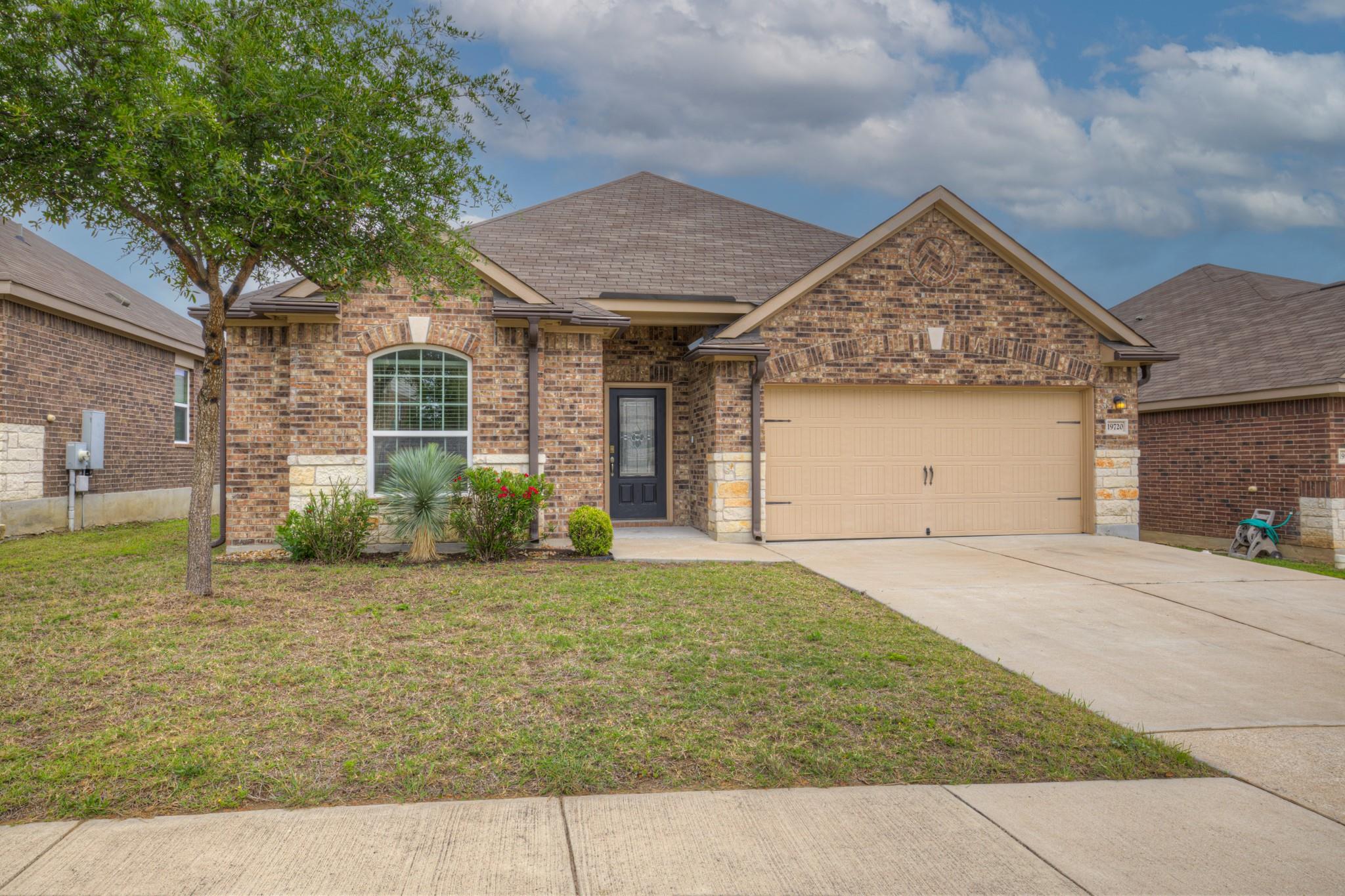19720  Wt Gallaway St, Manor, TX 78653 — photo 1