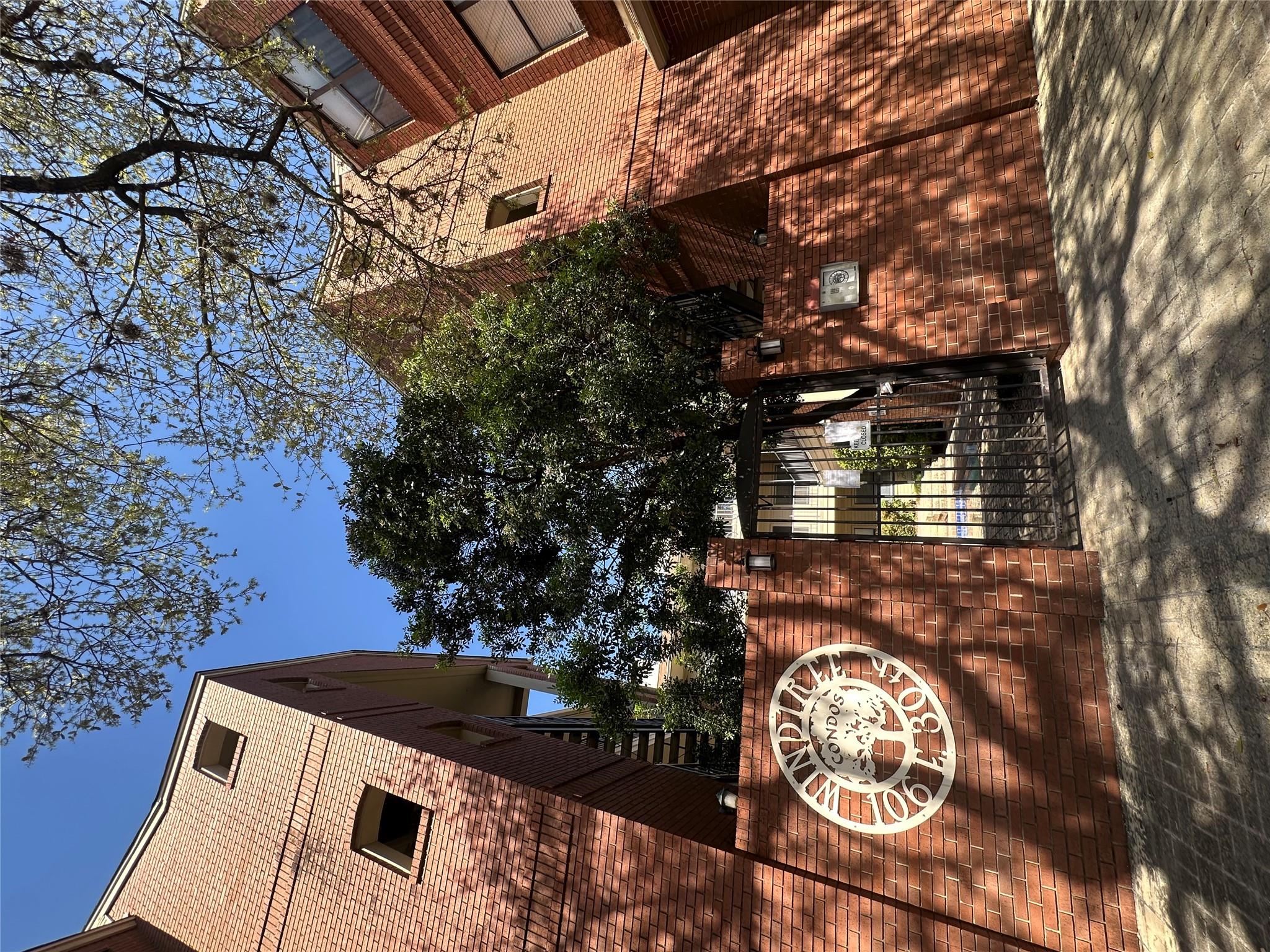 106 E 30th St #203, Austin, TX 78705 — photo 1
