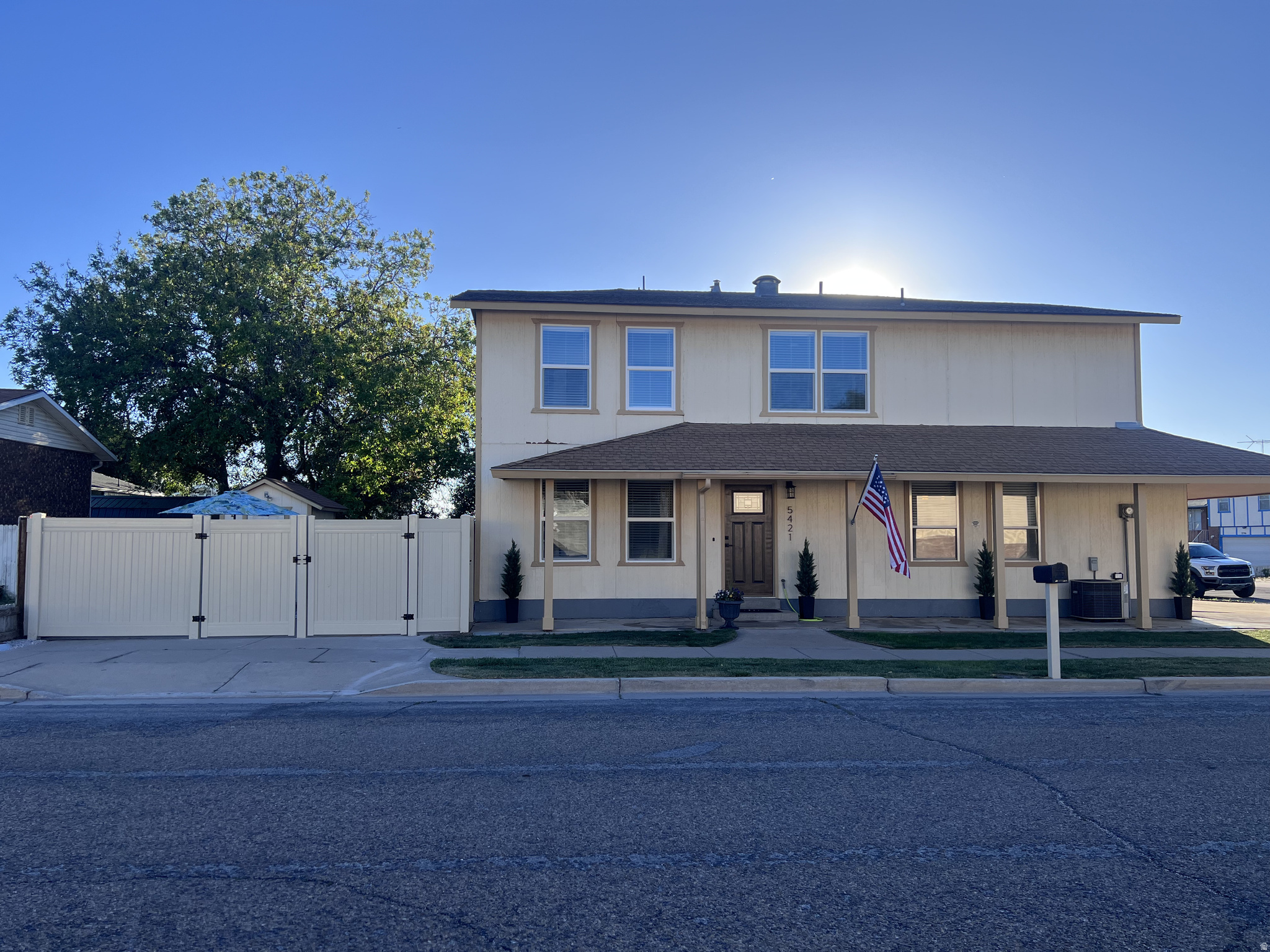 5421 S 2775 W, Roy, UT 84067 — photo 1