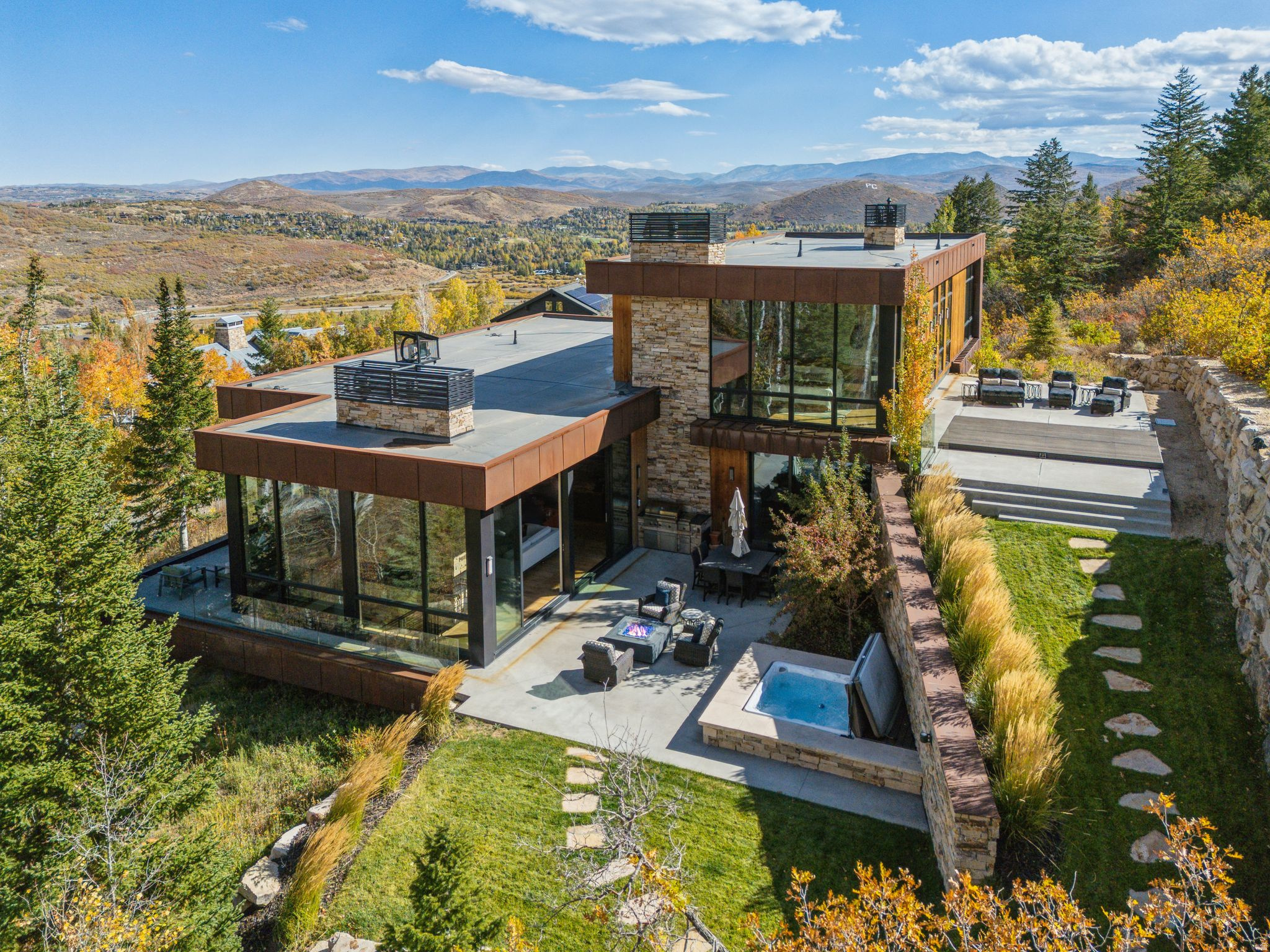 2463  IRON MOUNTAIN DR, Park City, UT 84060 — photo 1