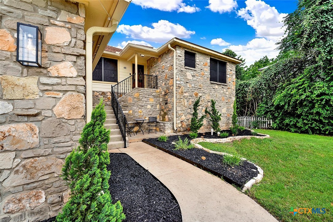 48 River Oak Drive, Seguin, TX 78155 — photo 1
