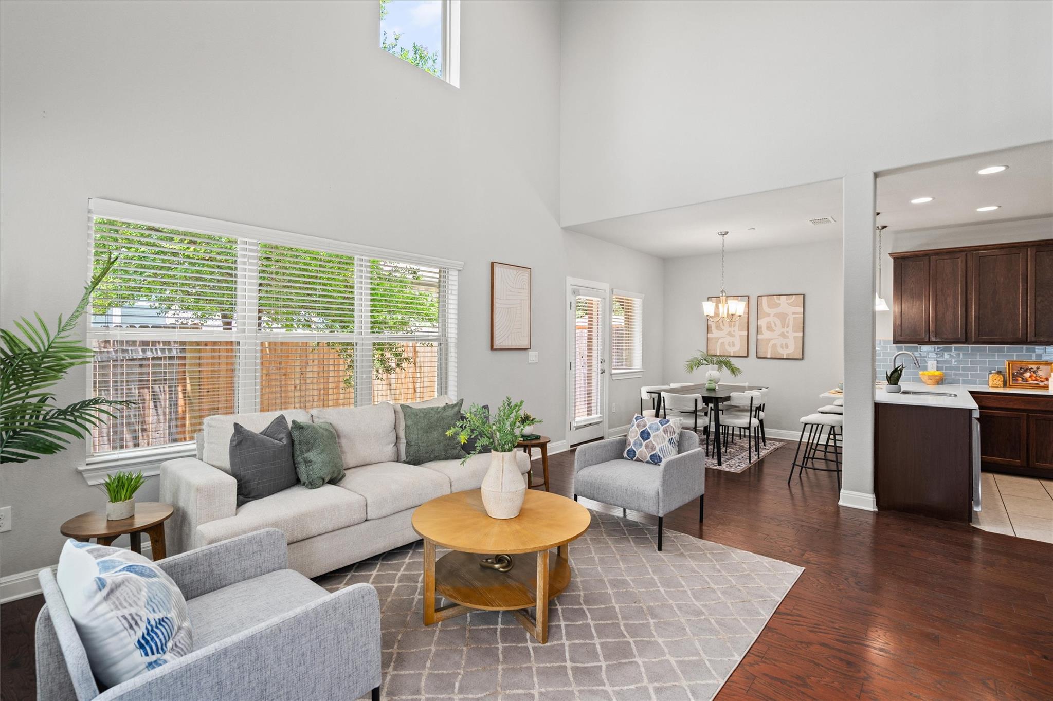12900  Michelangelo St, Austin, TX 78729 — photo 1
