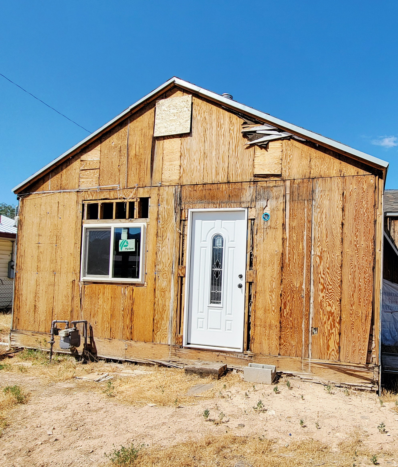 136 W WHITMORE DR, East Carbon, UT 84520 — photo 1
