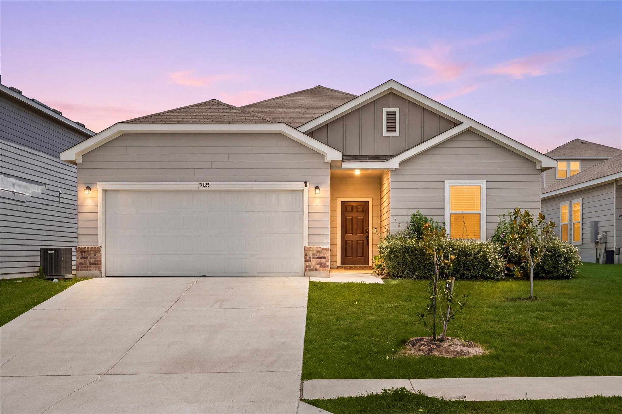 19325 Berringer Dr, Pflugerville, TX 78660 — photo 1