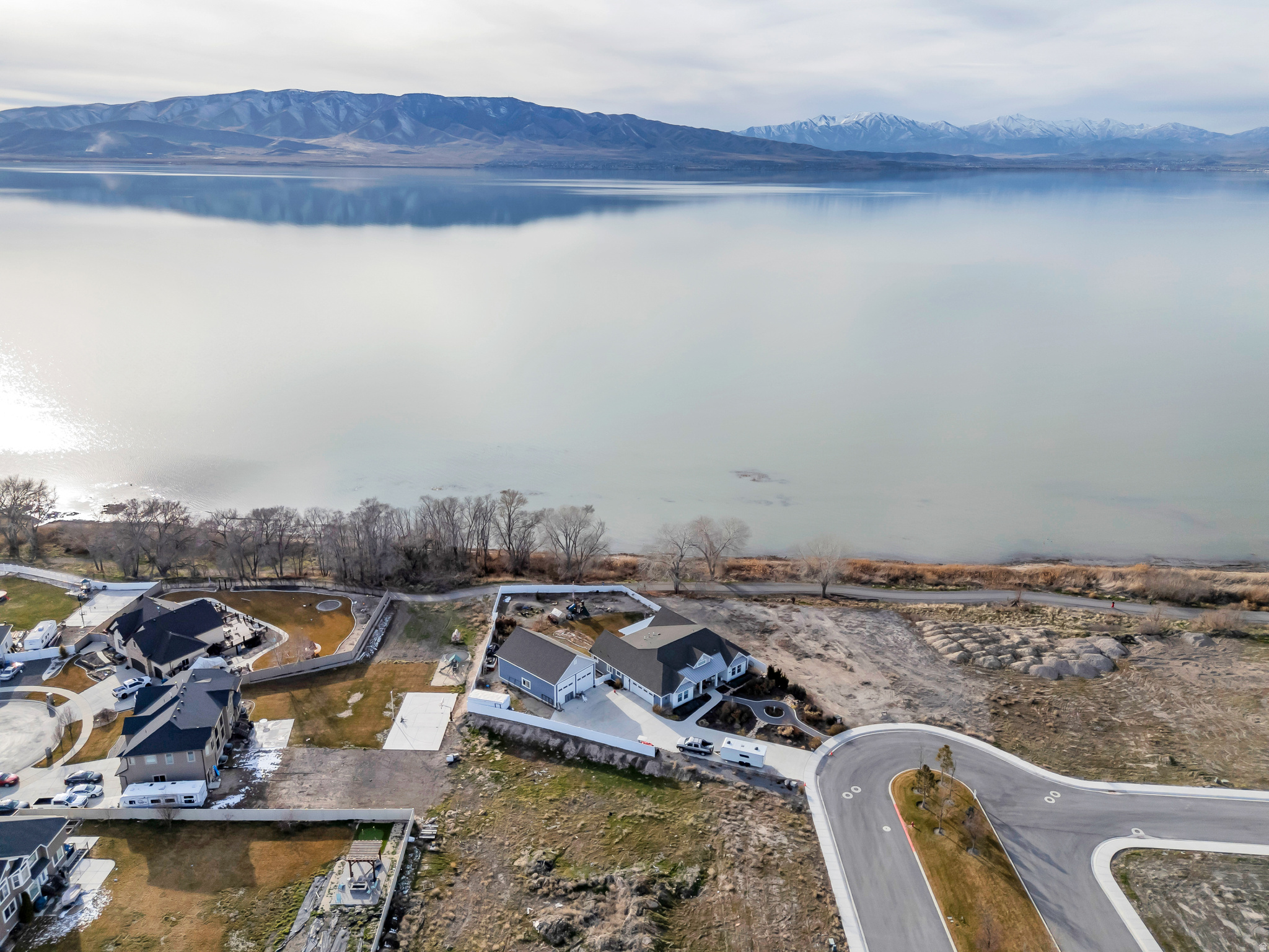 343 W BAY DR