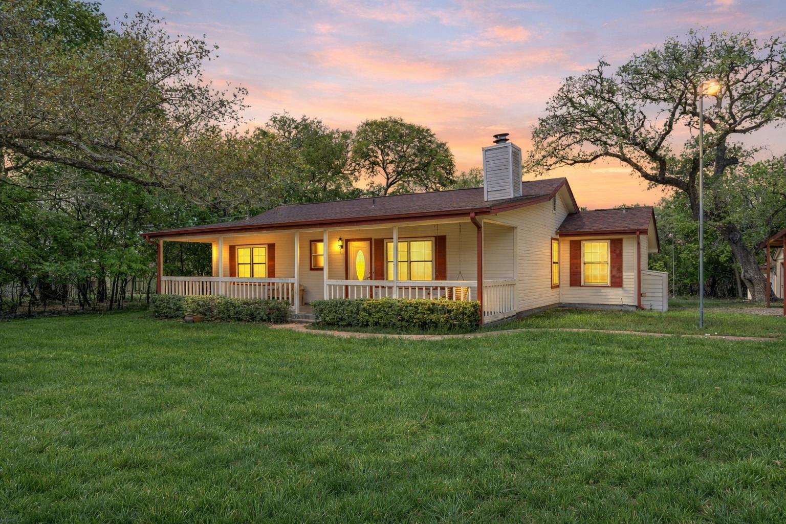 10706  Creek View Dr, Austin, TX 78748 — photo 1