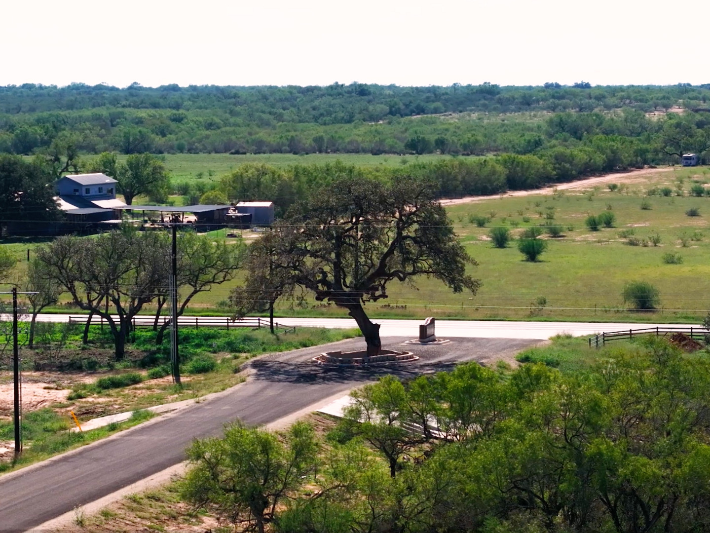 120 CR 2644, Moore, TX 78057 — photo 1