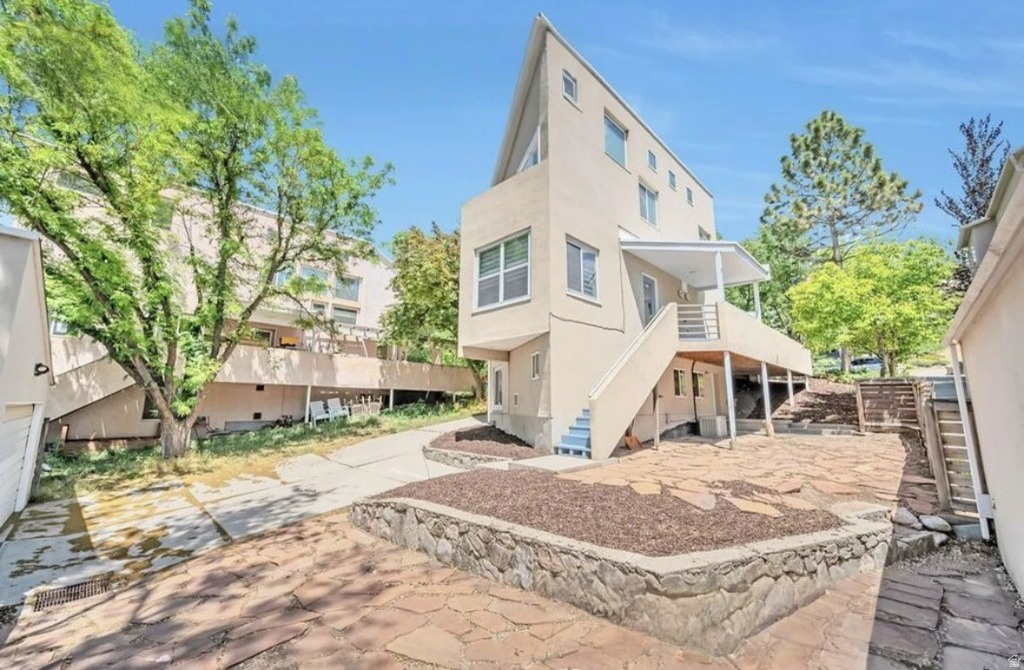 583 N WESTCAPITOL ST, Salt Lake City, UT 84103 — photo 1