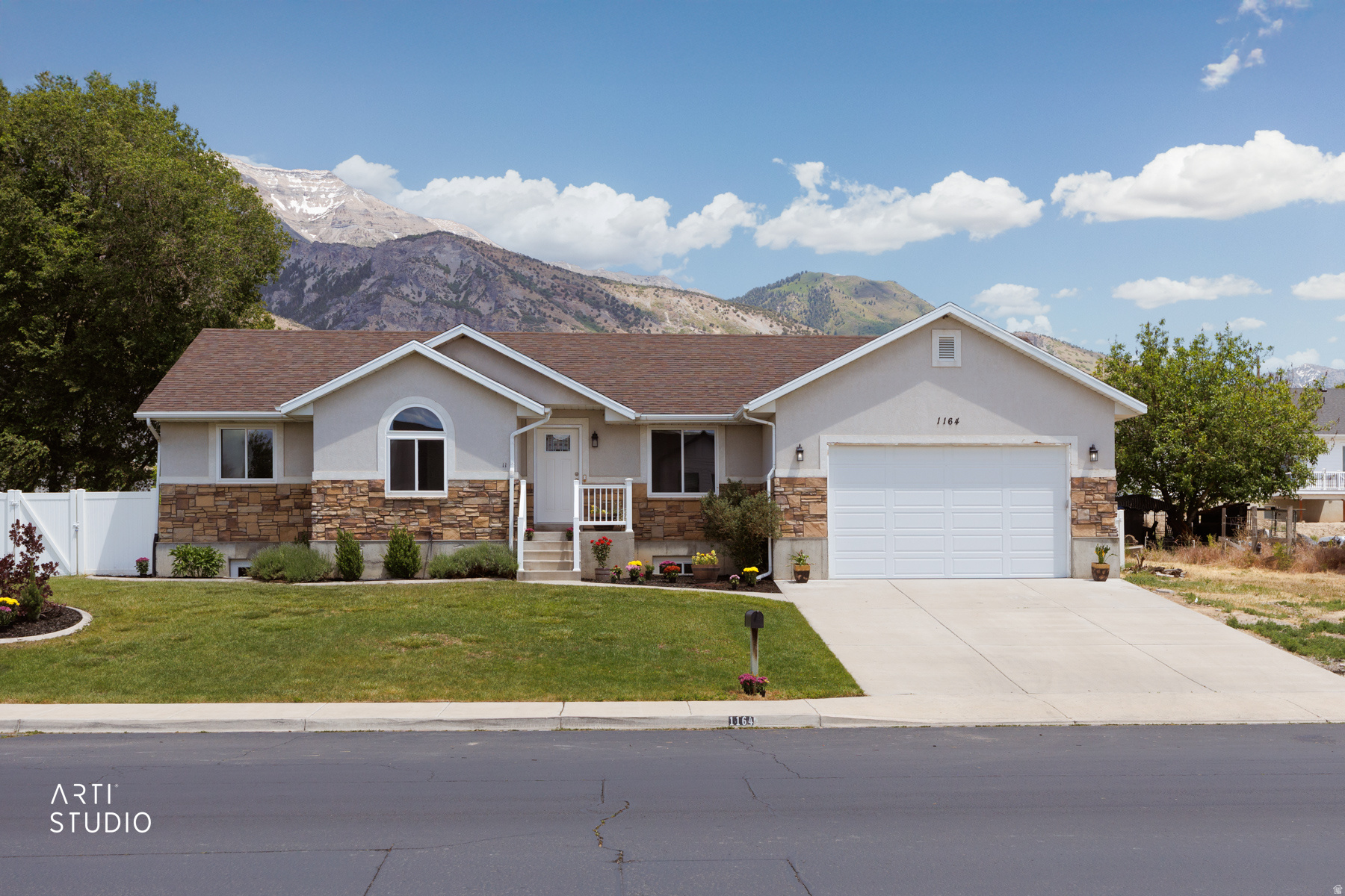 1164 N 300 E, Pleasant Grove, UT 84062 — photo 1