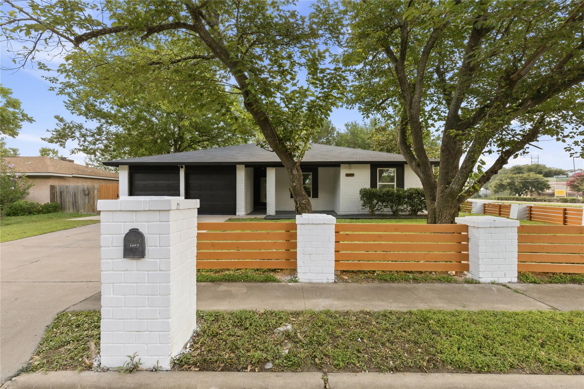6607  Starstreak Dr, Austin, TX 78745 — photo 1
