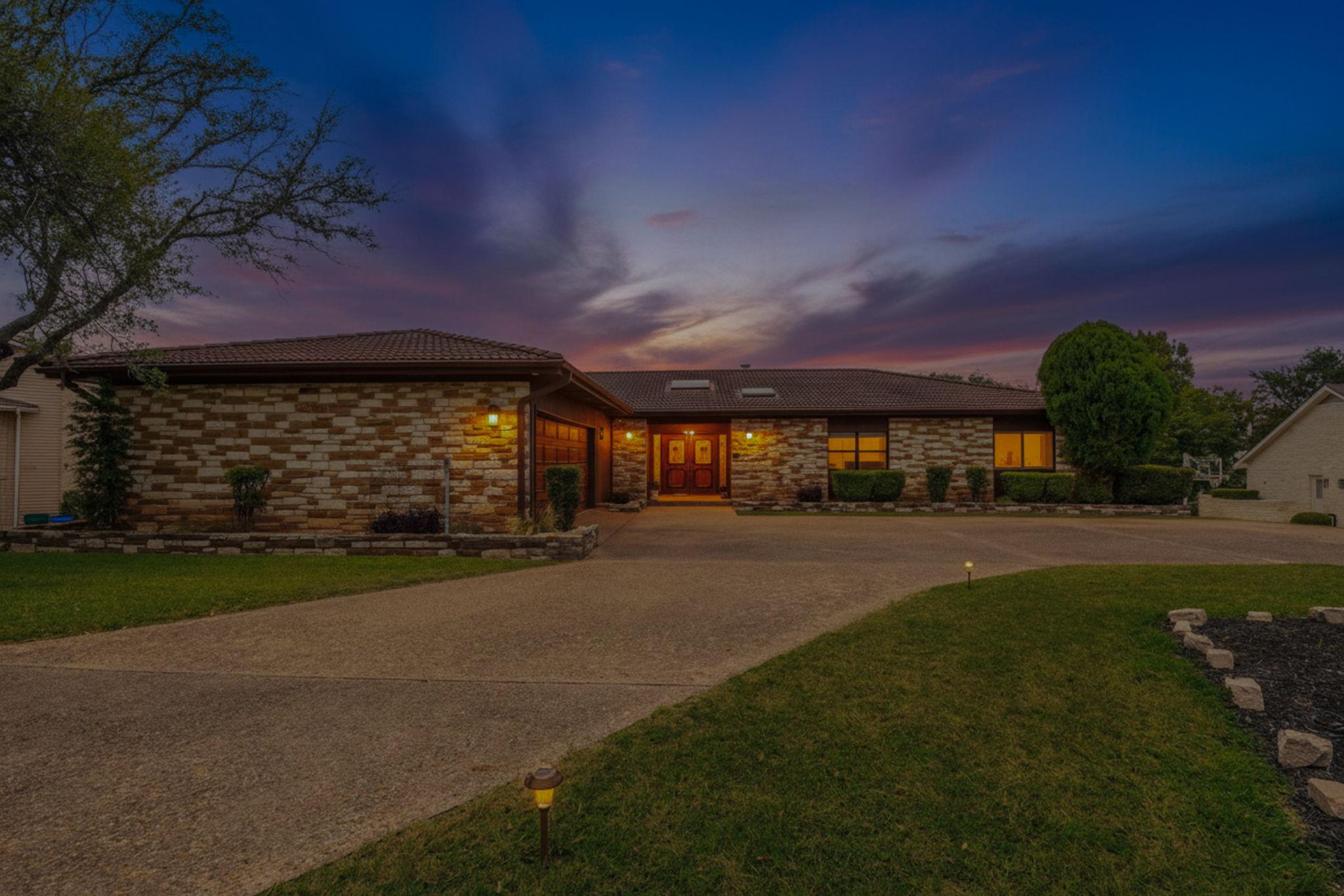 113  Indian Bend Dr, Lakeway, TX 78734 — photo 1
