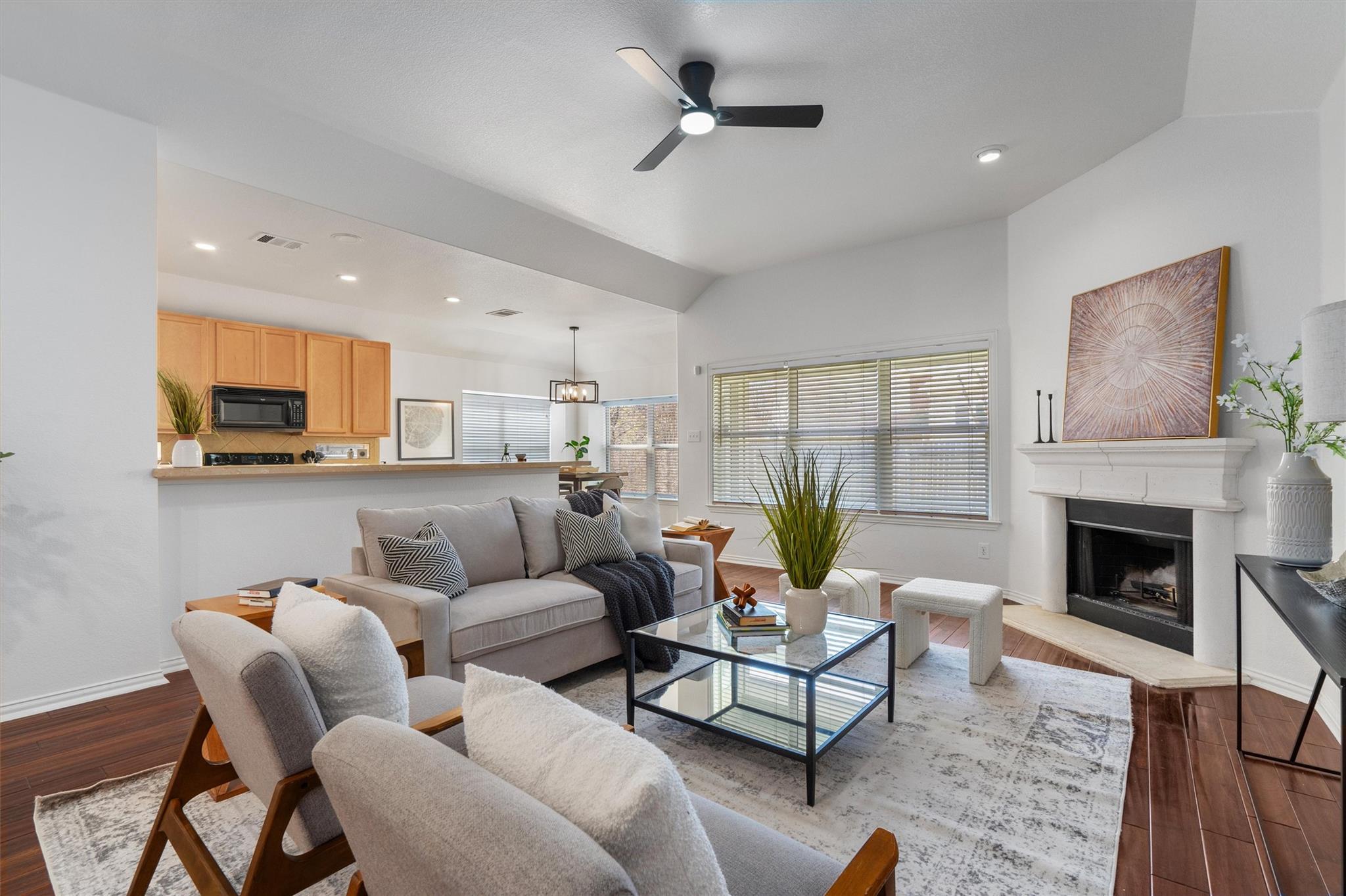 2801  Kickapoo Cavern Dr