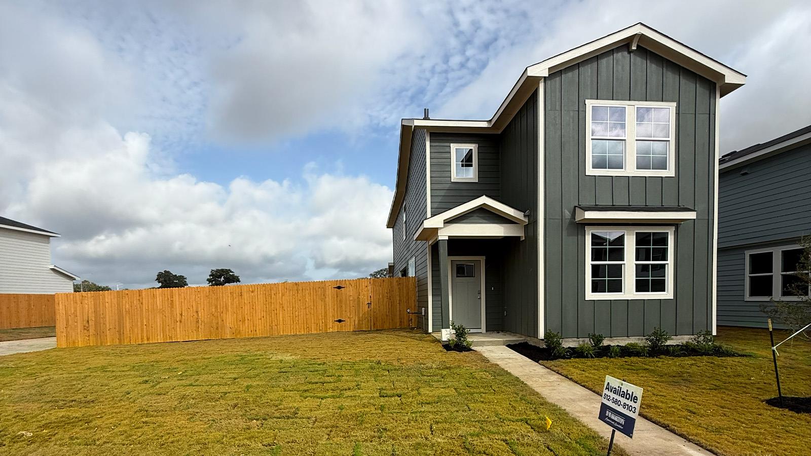 328  George Neggan Ln, Bastrop, TX 78602 — photo 1