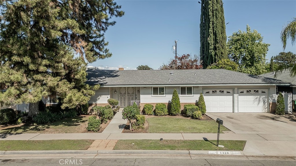 6326 N Bergeron, Fresno, CA 93704 — photo 1