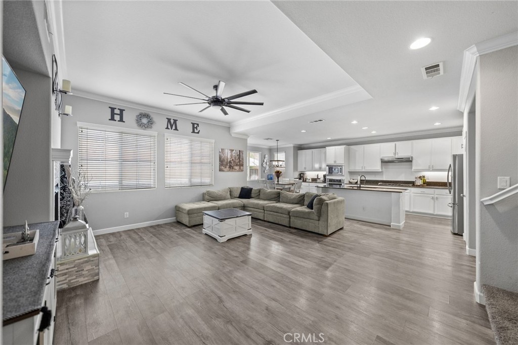 40259 Hannah Way, Murrieta, CA 92563 — photo 1