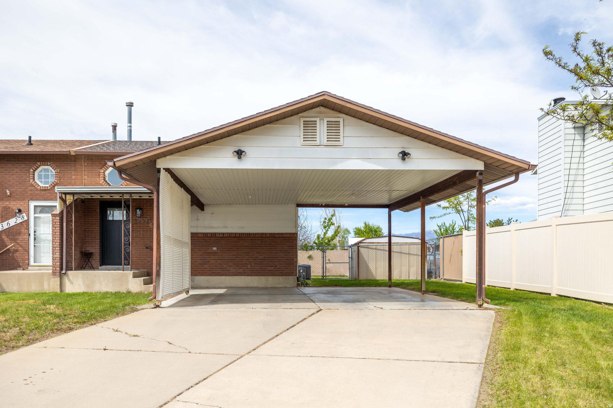 3624 W 4650 S, Roy, UT 84067 — photo 1