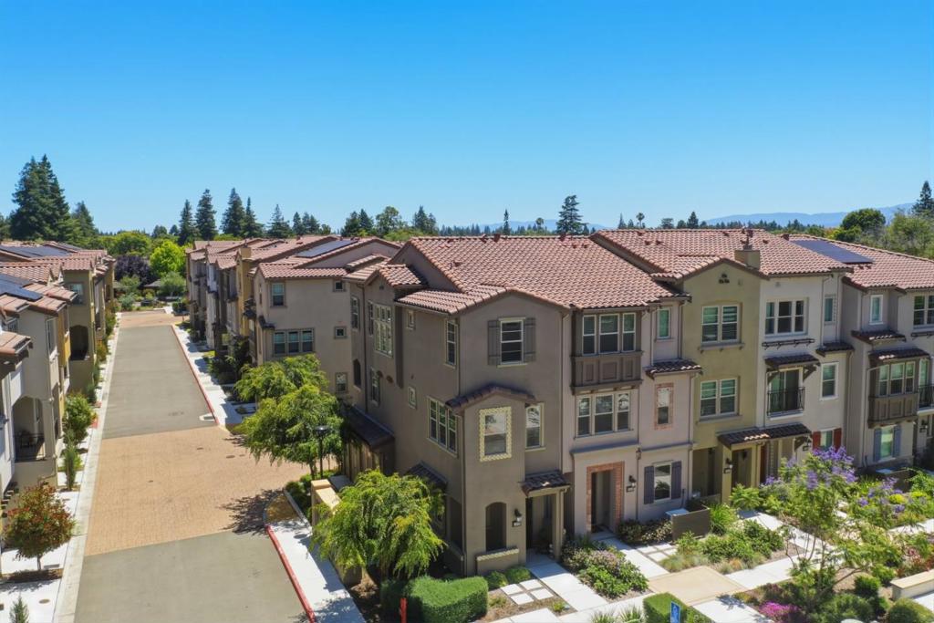 1235 Verano Road, Mountain View, CA 94043 — photo 1