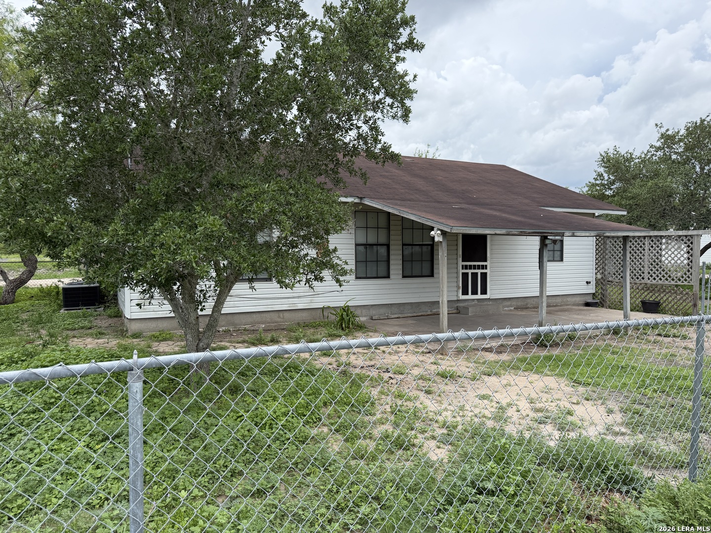 121 Lauryn St, ,  78071 — photo 1