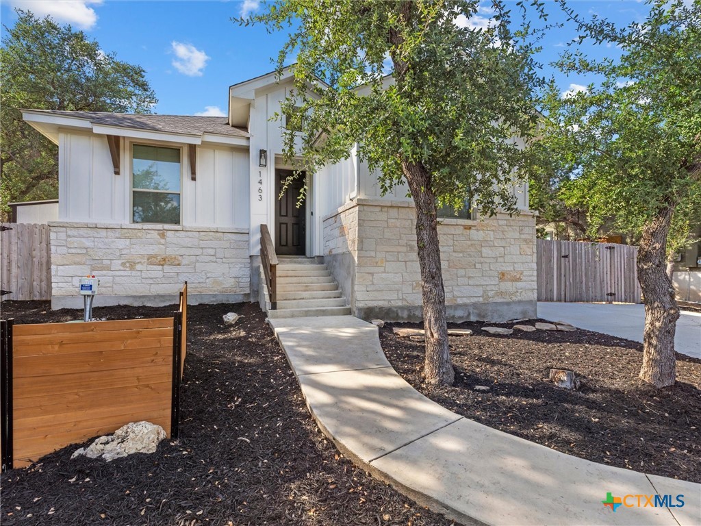 1463 Bonnyview Drive, Canyon Lake, TX 78133 — photo 1