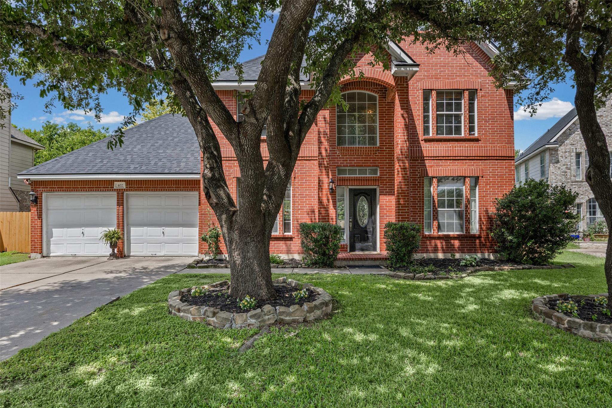 402 Autumn, Georgetown, TX 78626 — photo 1