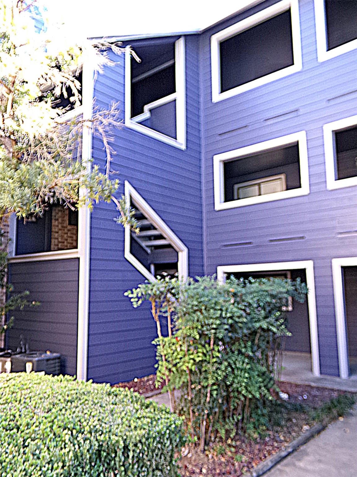 2500 Burleson, Austin, TX 78741 — photo 1