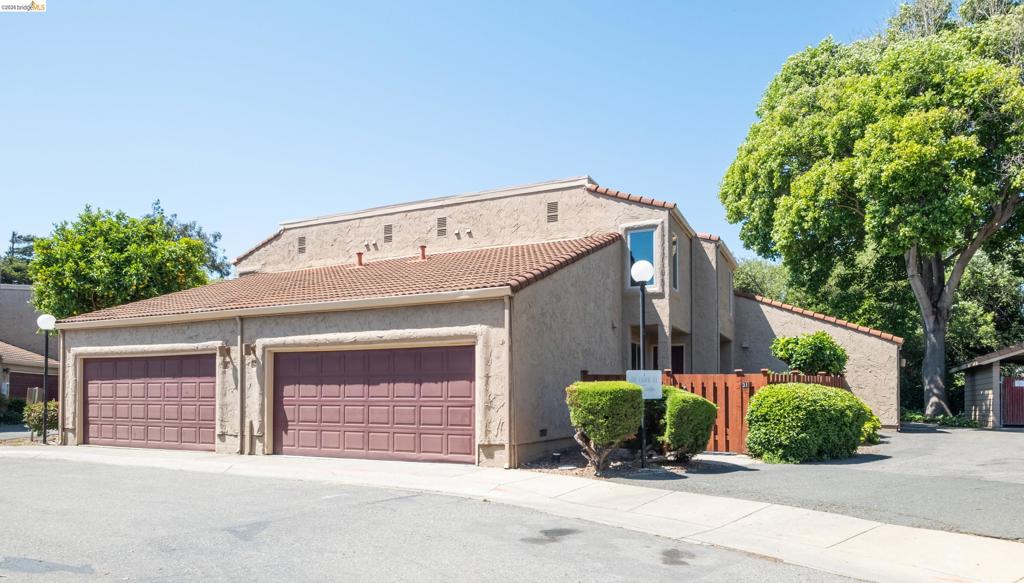 31 Campo Verde Circle, San Pablo, CA 94806 — photo 1